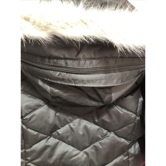 Columbia Women's MEDIUM L ay D Down II Omni Heat Jacket BLACK With Gray Fur EUC - Picture 7 of 16